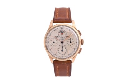 Lot 76 - A MEN'S UNIVERSAL GENEVE 18K ROSE GOLD CHRONOGRAPH PERPETUAL CALENDAR, MANUAL WRISTWATCH.