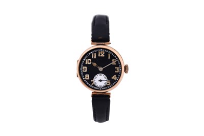 Lot 117 - A MEN'S 14K ROSE GOLD MANUAL WRISTWATCH.