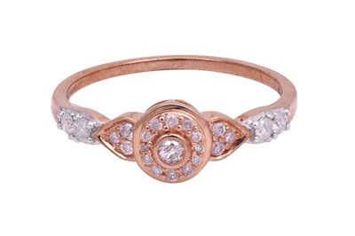 Lot 38 - A PINK AND WHITE DIAMOND-SET ROSE GOLD RING