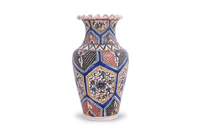 Lot 421 - A POLYCHROME-PAINTED POTTERY VASE WITH FLORAL MOTIFS