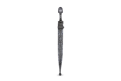 Lot 428 - A CAUCASIAN NIELLO AND SILVER KINDJAL DAGGER WITH SCABBARD