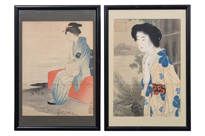 Lot 293 - TWO JAPANESE WOODBLOCK PRINTS OF BEAUTIES