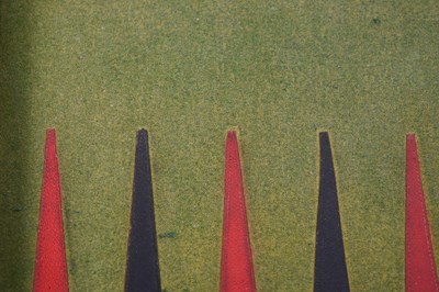 Lot 114 - BACKGAMMON.