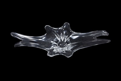 Lot 80 - 2 GLASS CENTERPIECE BOWLS