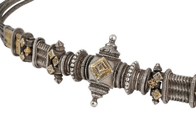 Lot 163 - AN INDIAN SHAIVA PARCEL-GILT SILVER GIRDLE (KAMARPATTI OR KANDORA)