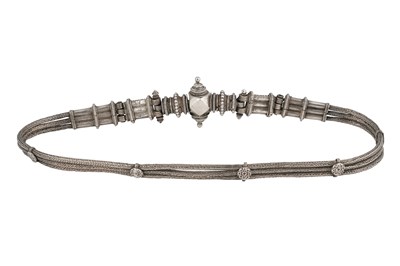 Lot 163 - AN INDIAN SHAIVA PARCEL-GILT SILVER GIRDLE (KAMARPATTI OR KANDORA)
