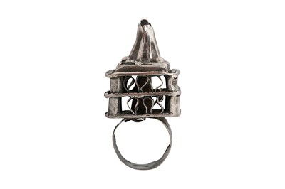 Lot 15 - A MOROCCAN BERBER DOUBLE-TIERED SILVER HAIR ORNAMENT