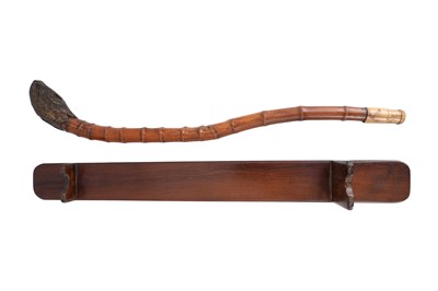 Lot 210 - λ A JAPANESE MEIJI BAMBOO OPIUM PIPE