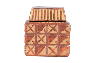 Lot 21 - AN HISPANO-MORESQUE COPPER LUSTRE-PAINTED LIDDED POTTERY INKWELL