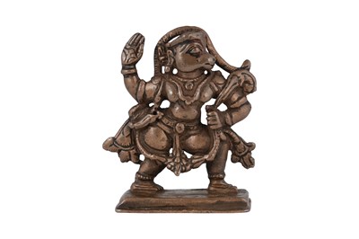 Lot 132 - A MOULDED BRONZE FIGURINE OF THE MONKEY GOD, HANUMAN