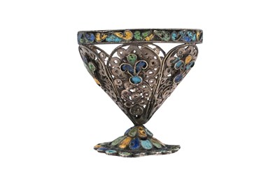 Lot 68 - A CHAMPLEVÉ ENAMEL FILIGREE ZARF CUP