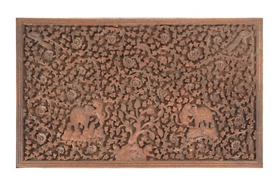 Lot 159 - λ AN INDIAN CARVED SANDALWOOD BOX WITH JUNGLE SCENE AND SADELI-STYLE BORDERS