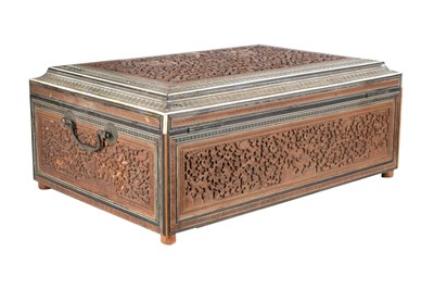 Lot 159 - λ AN INDIAN CARVED SANDALWOOD BOX WITH JUNGLE SCENE AND SADELI-STYLE BORDERS
