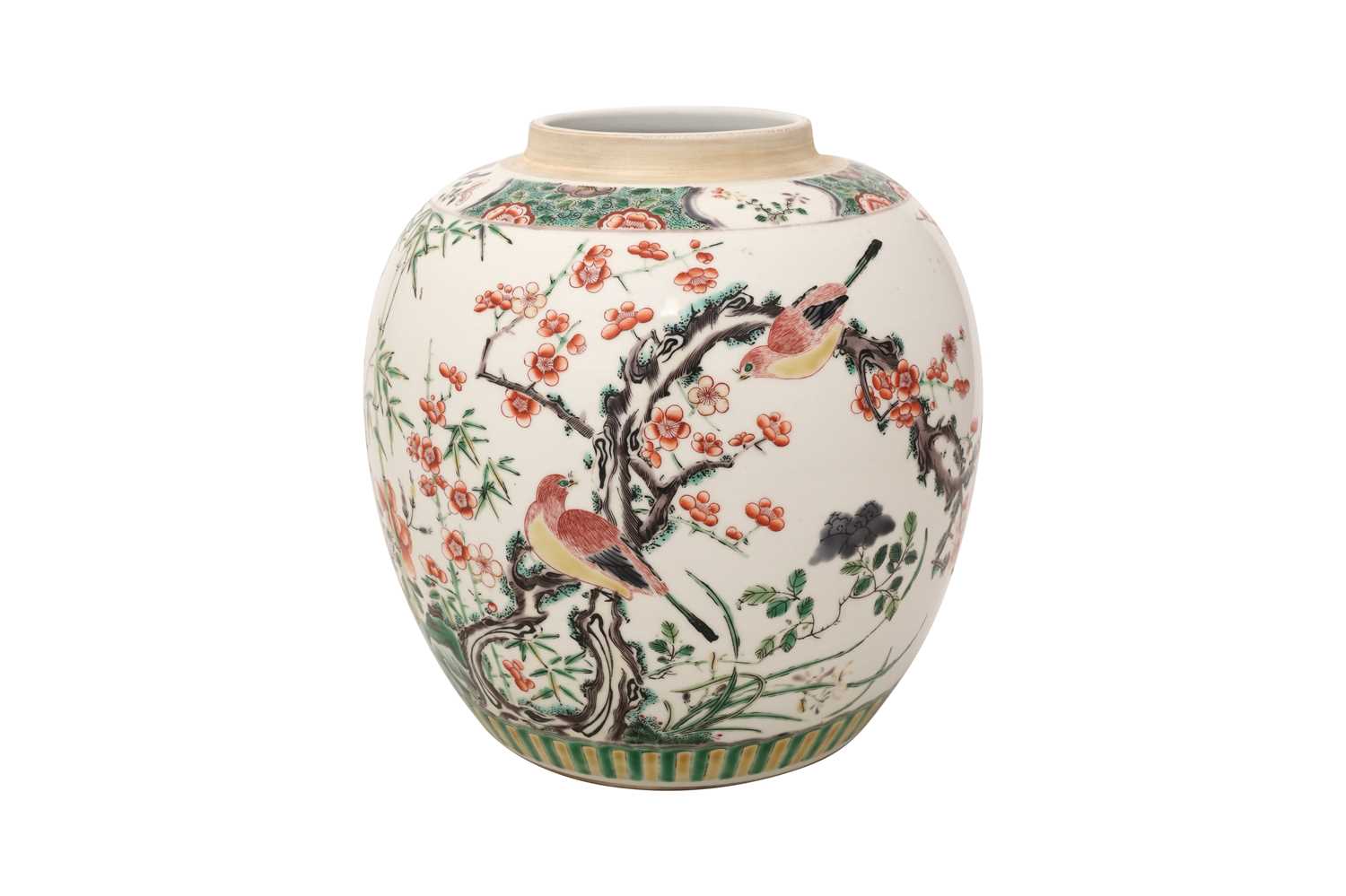 Lot 41 - A CHINESE FAMILLE VERTE 'CUCKOO' JAR