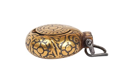 Lot 179 - A GOLD-DAMASCENED (KOFTEGARI) STEEL LIME PASTE CONTAINER