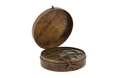 Lot 189 - A BRASS QIBLA COMPASS CASE