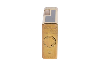 Lot 58 - S.T DUPONT LIGNE 1 CHINESE LACQUER AND GOLD PLATED LIGHTER.