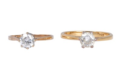 Lot 11 - A 9K GOLD RING AND ONE YELLOW METAL RING
