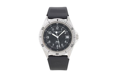 Lot 23 - A MEN'S HAMILTON STAINLESS STEEL QUARTZ WRISTWATCH.