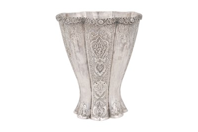 Lot 242 - AN IRANIAN (PERSIAN) SILVER VASE
