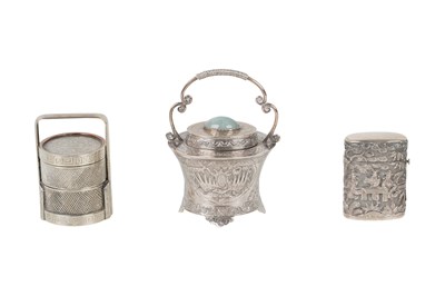 Lot 170 - TWO CHINESE SILVER SNUFF BOXES AND A SILVER MATCHBOX CASE