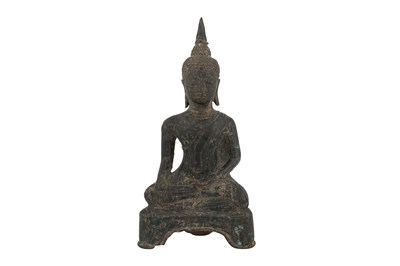 Lot 172 - A THAI BRONZE SEATED BUDDHA FIGURINE