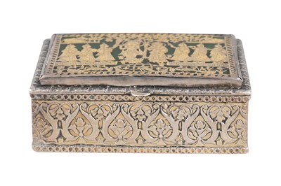 Lot 225 - A PRATAPGARH THEWA PARCEL-GILT SILVER BOX WITH STAINED GLASS AND FIGURAL GOLD LEAF DECORATION