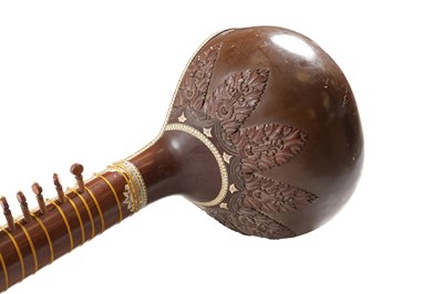 Lot 169 - λ AN INDIAN PAINTED IVORY AND BONE-INLAID HARDWOOD RAVI SHANKAR-STYLE SITAR