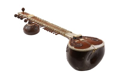 Lot 169 - λ AN INDIAN PAINTED IVORY AND BONE-INLAID HARDWOOD RAVI SHANKAR-STYLE SITAR