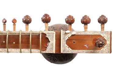 Lot 169 - λ AN INDIAN PAINTED IVORY AND BONE-INLAID HARDWOOD RAVI SHANKAR-STYLE SITAR