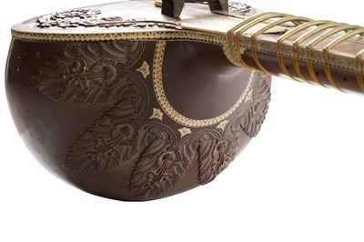 Lot 169 - λ AN INDIAN PAINTED IVORY AND BONE-INLAID HARDWOOD RAVI SHANKAR-STYLE SITAR