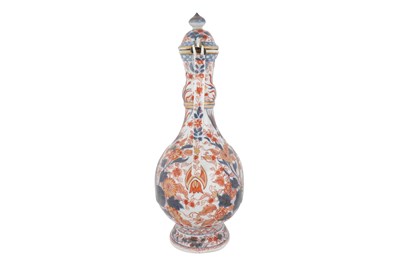 Lot 126 - AN ENAMELLED AND GILT JAPANESE-REVIVAL IMARI-STYLE POTTERY EWER