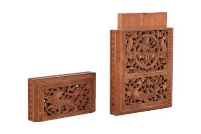 Lot 161 - AN INDIAN CARVED AND PIERCED SANDALWOOD CARD CASE
