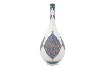 Lot 128 - AN ISLAMIC-REVIVAL KUTAHYA-STYLE GILT POTTERY VASE