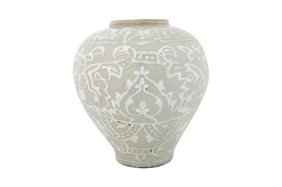 Lot 130 - AN IRANIAN SAFAVID-STYLE CELADON POTTERY VASE WITH CROSS DESIGN