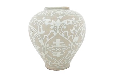 Lot 130 - AN IRANIAN SAFAVID-STYLE CELADON POTTERY VASE WITH CROSS DESIGN