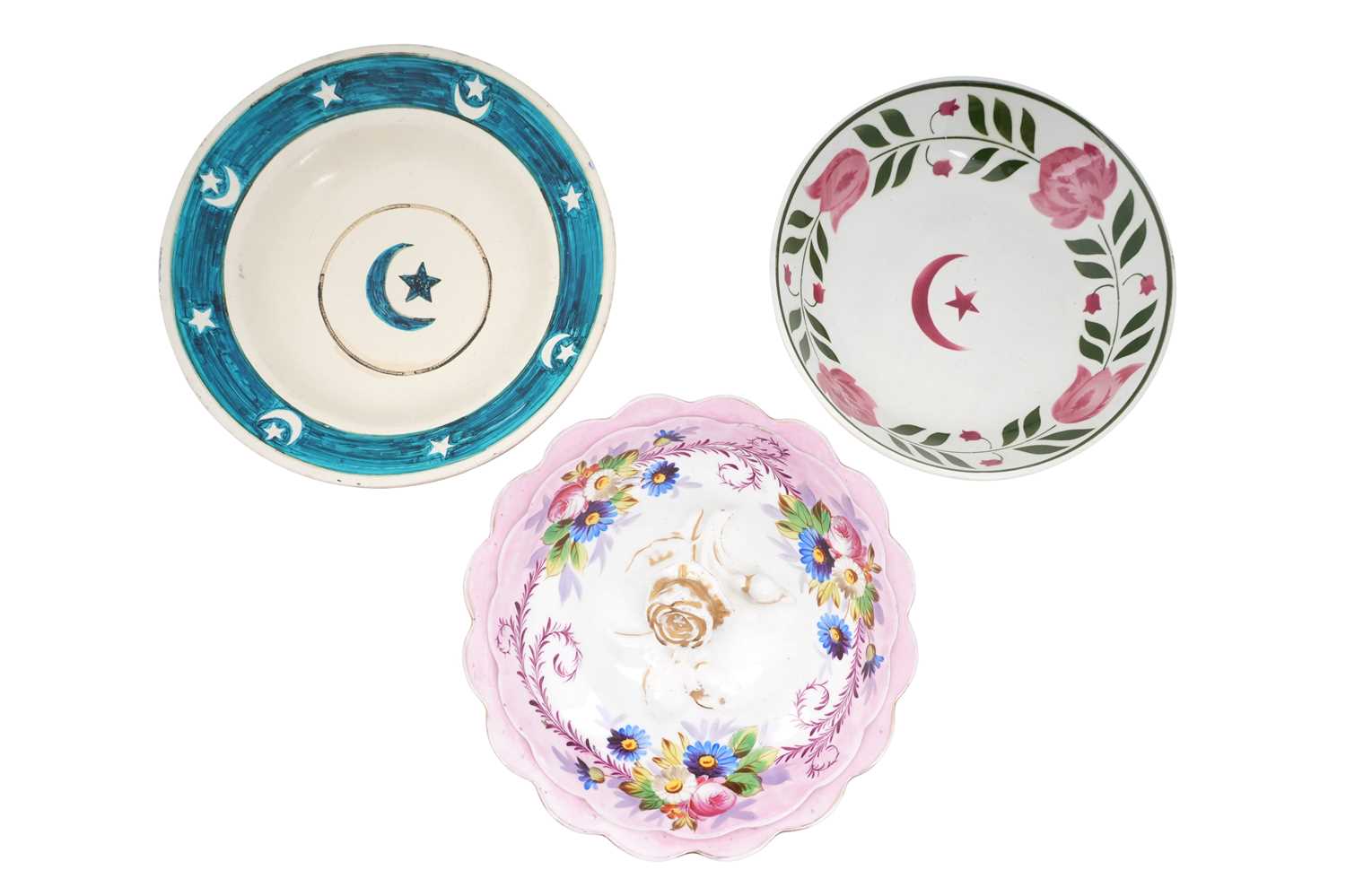 Lot 124 - THREE TURKISH EXPORT EASTERN EUROPEAN POTTERY PLATES WITH OTTOMAN MOTIFS