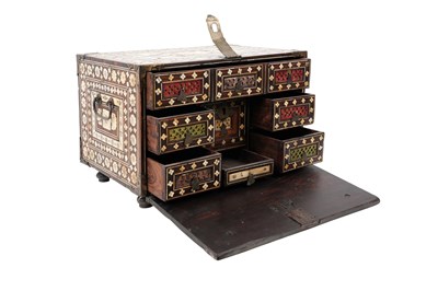 Lot 164 - λ AN ANGLO-INDIAN BONE-INLAID PORTABLE WRITING CABINET (VARGUENO)