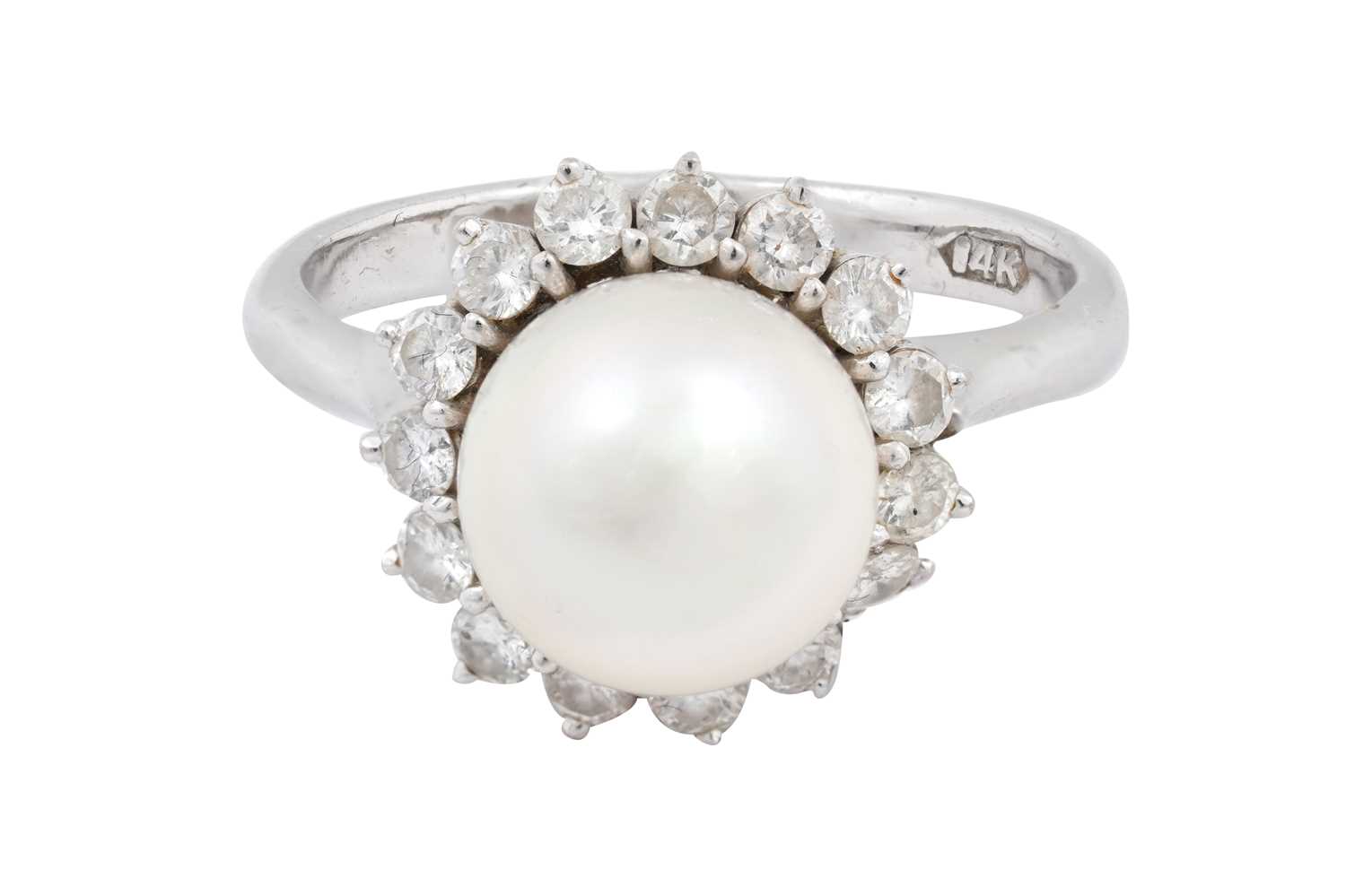 Lot 18 - A 14K WHITE GOLD CULTURED PEARL AND DIAMOND CLUSTER RING.