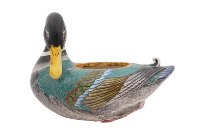 Lot 134 - A JAPANESE KUTANI DUCK-SHAPED JARDINIERE