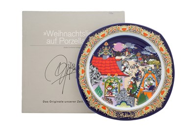 Lot 96 - A BJORN WIINBLAD FOR ROSENTHAL 1990 ’WHITE CHRISTMAS’ WALL PLATE