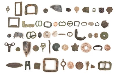 Lot 132 - A LARGE COLLECTION OF ROMAN AND CELTIC METAL DETECTOR FINDS