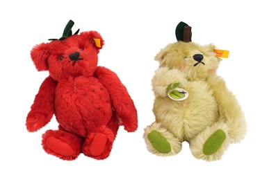 Lot 124 - APAIR OF STIEFF FRUITIES BEARS