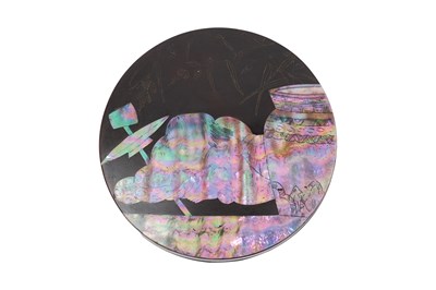 Lot 115 - A JAPANESE NAGASAKI BLACK LACQUER 'SHŌJŌ' BOX AND COVER