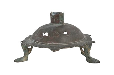 Lot 41 - A SELJUK BRONZE TRIPOD BASE FOR AN OIL LAMP STAND