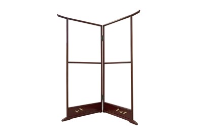 Lot 119 - A JAPANESE VINTAGE KIMONO RACK