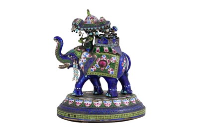 Lot 169 - AN ENAMELED METAL ELEPHANT CHESS PIECE