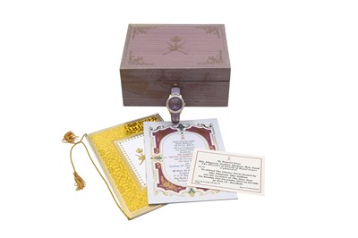 Lot 44 - AN EXTREMELY RARE WILLIAM & SON UNISEX 18K YELLOW GOLD AND DIAMOND SET AUTOMATIC WRISTWATCH.