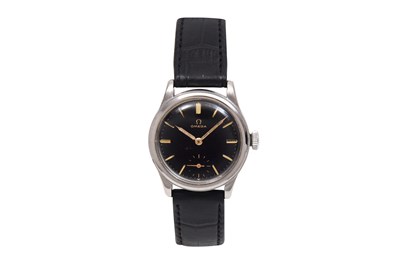 Lot 84 - A VINTAGE MEN’S OMEGA MANUAL WRISTWATCH.