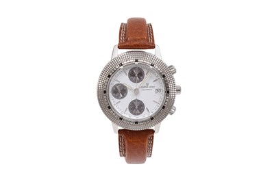 Lot 119 - A MEN’S UNIVERSAL GENEVE STAINLESS STEEL AUTOMATIC CHRONOGRAPH WRISTWATCH.